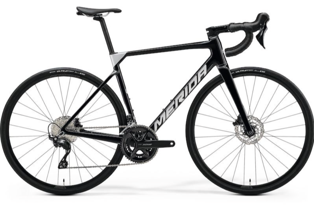 Noleggio bici da strada in carbonio a Barcellona