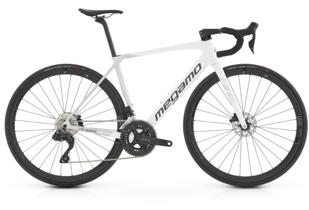 Noleggio bici da strada in carbonio a Barcellona