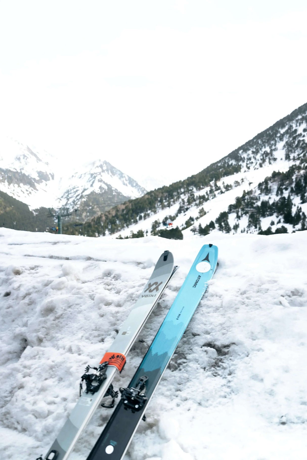 Alquiler de Esquís en Las Leñas 2025 - Esquí / Sport / Equipo Completo -CaranvaSports - temporada 2026